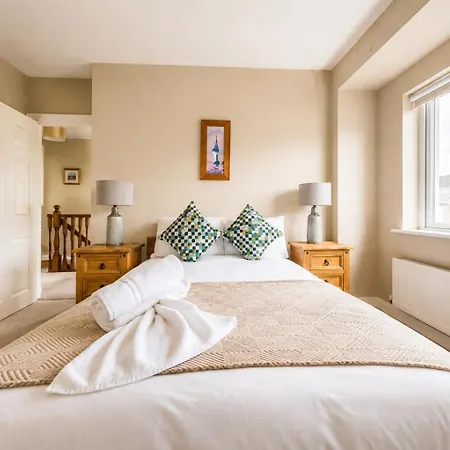 Bright & Spacious 3-bed In 15 Mins From Galway Oranmore