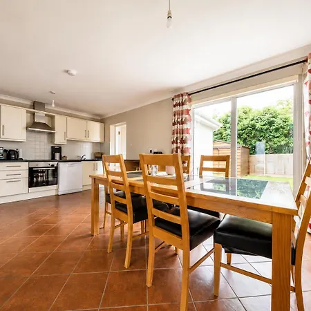 Bright & Spacious 3-bed In 15 Mins From Galway Casa vacanze Oranmore
